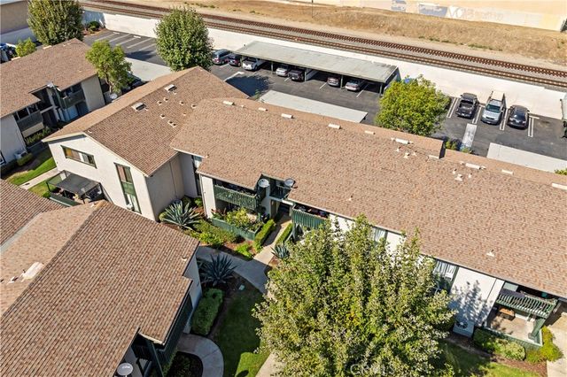 23214 Orange Avenue 7, Lake Forest, CA 92630