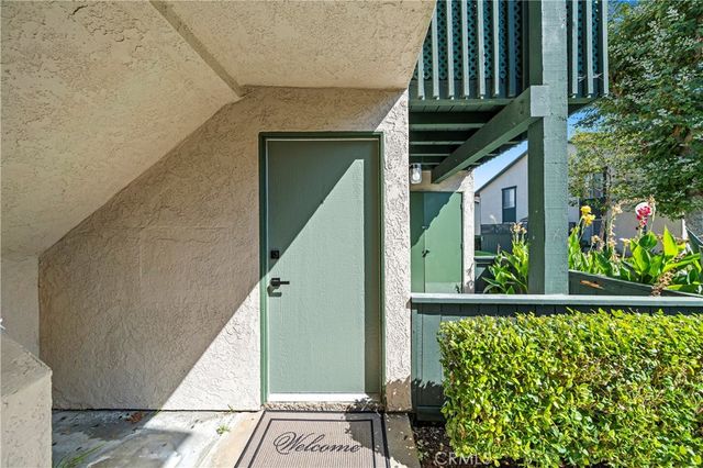 23214 Orange Avenue 7, Lake Forest, CA 92630