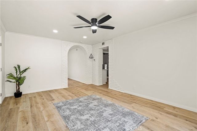 23214 Orange Avenue 7, Lake Forest, CA 92630