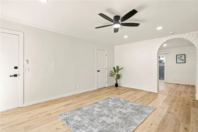 23214 Orange Avenue 7, Lake Forest, CA 92630