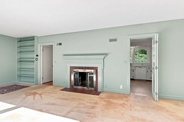 157 Sykes Street, Palmer, MA 01069