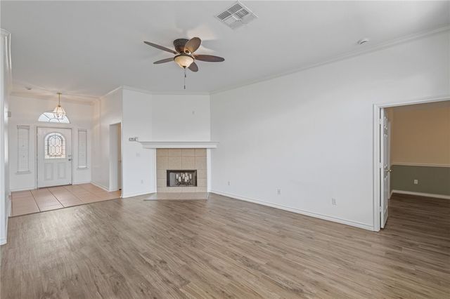 5902 Sutherland Dr, Corpus Christi, TX 78414