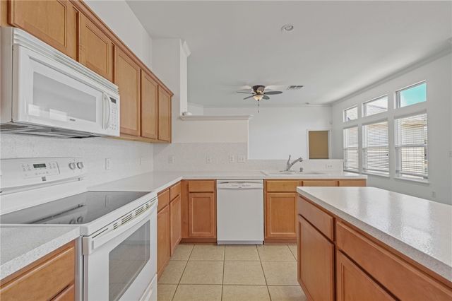 5902 Sutherland Dr, Corpus Christi, TX 78414