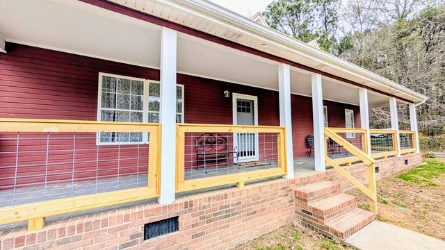 63 Loughridge Lane, Lafayette, GA 30728