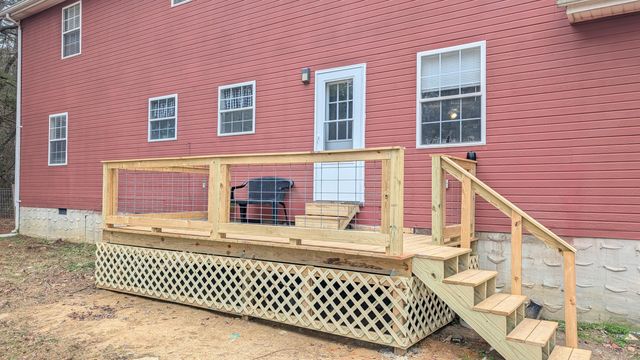 63 Loughridge Lane, Lafayette, GA 30728