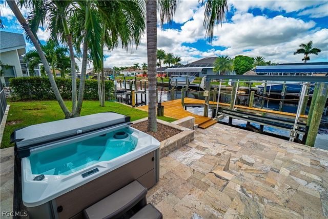 3510 SE 19th PL, Cape Coral, FL 33904