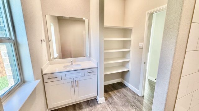 307 LELO Lane, Mansfield, TX 76063