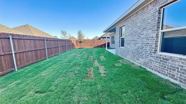 307 LELO Lane, Mansfield, TX 76063