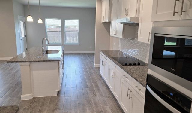 307 LELO Lane, Mansfield, TX 76063