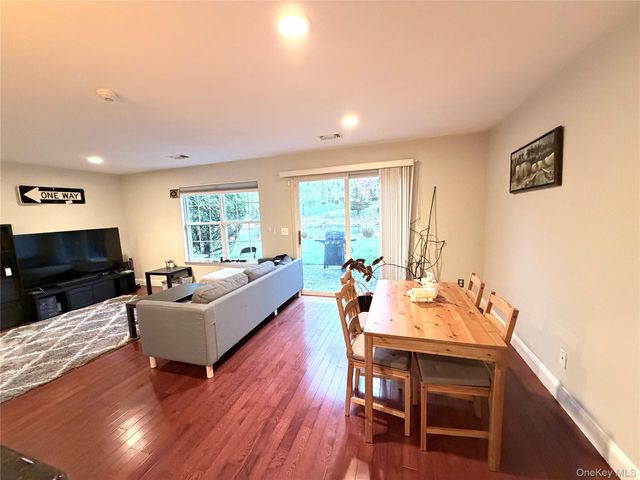 297 Erik Drive, East Setauket, NY 11733