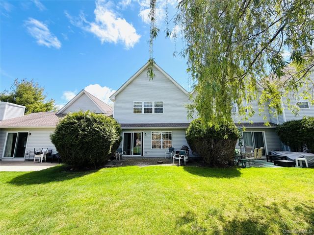 297 Erik Drive, East Setauket, NY 11733