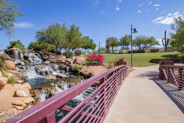 40122 N NOBLE HAWK Court, Phoenix, AZ 85086