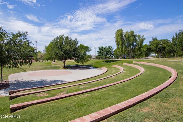 40122 N NOBLE HAWK Court, Phoenix, AZ 85086