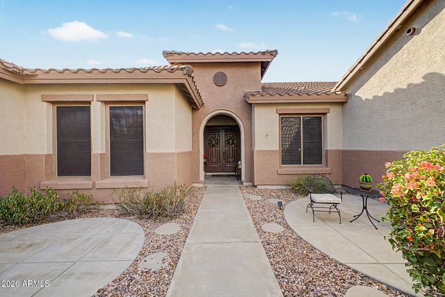 40122 N NOBLE HAWK Court, Phoenix, AZ 85086