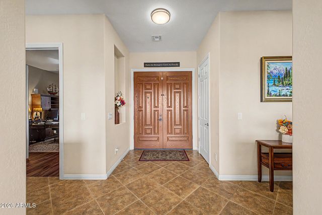 40122 N NOBLE HAWK Court, Phoenix, AZ 85086