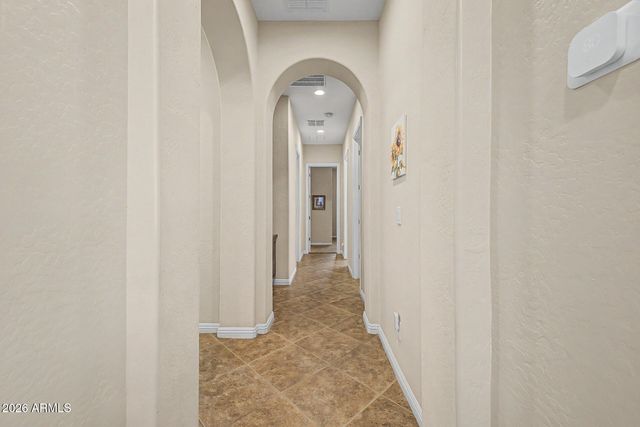 40122 N NOBLE HAWK Court, Phoenix, AZ 85086