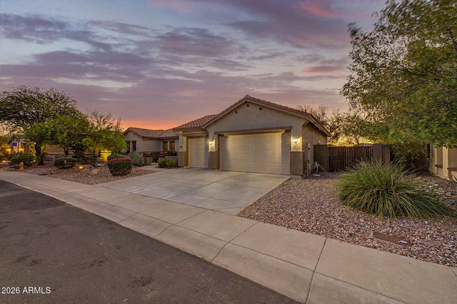 40122 N NOBLE HAWK Court, Phoenix, AZ 85086