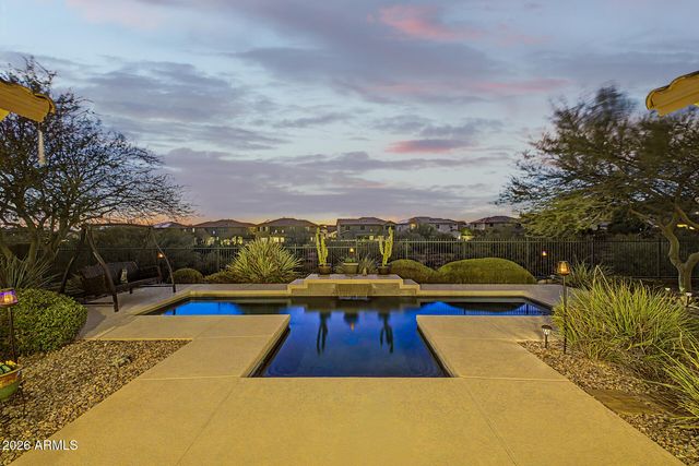 40122 N NOBLE HAWK Court, Phoenix, AZ 85086
