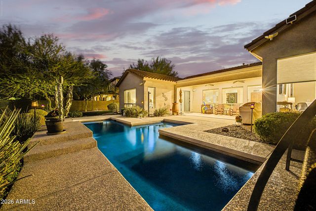 40122 N NOBLE HAWK Court, Phoenix, AZ 85086