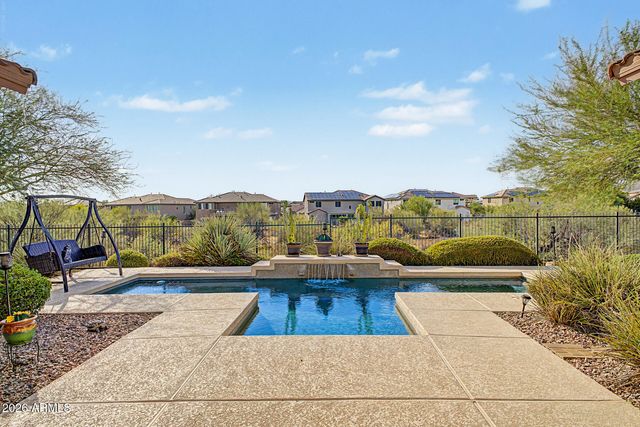 40122 N NOBLE HAWK Court, Phoenix, AZ 85086