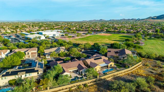 40122 N NOBLE HAWK Court, Phoenix, AZ 85086
