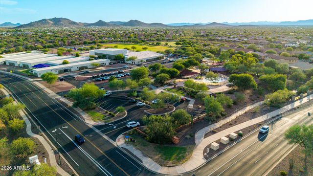 40122 N NOBLE HAWK Court, Phoenix, AZ 85086