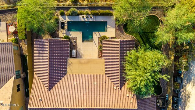 40122 N NOBLE HAWK Court, Phoenix, AZ 85086