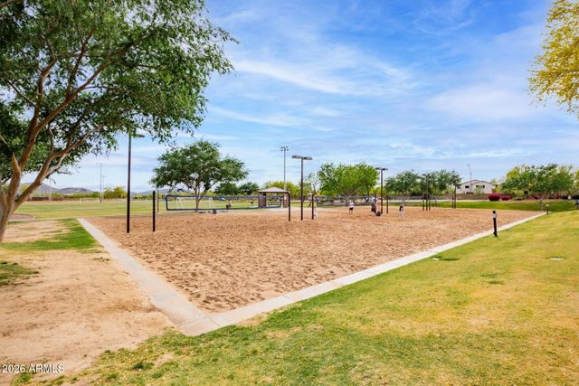 40122 N NOBLE HAWK Court, Phoenix, AZ 85086