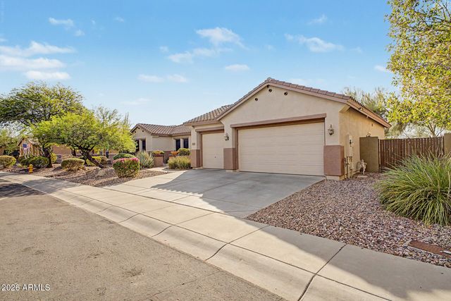 40122 N NOBLE HAWK Court, Phoenix, AZ 85086