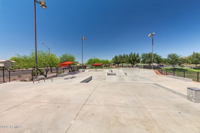 40122 N NOBLE HAWK Court, Phoenix, AZ 85086
