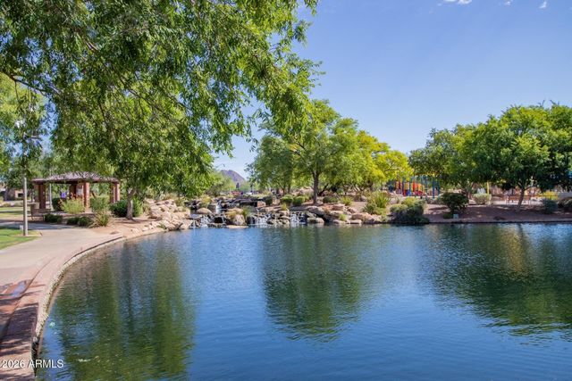 40122 N NOBLE HAWK Court, Phoenix, AZ 85086