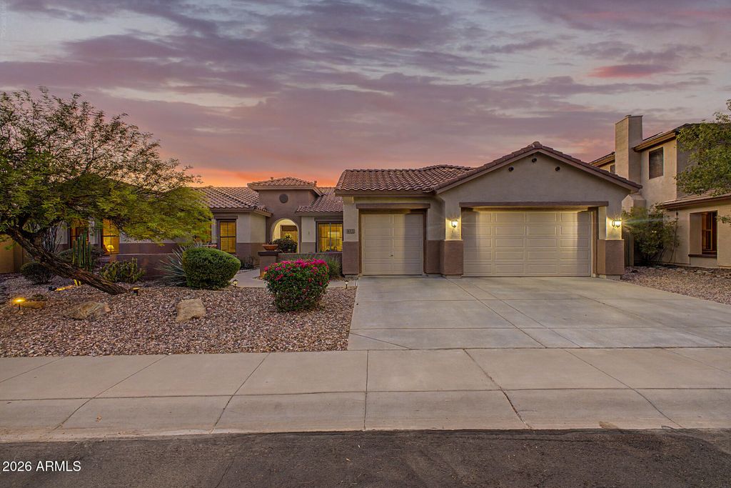 40122 N NOBLE HAWK Court, Phoenix, AZ 85086