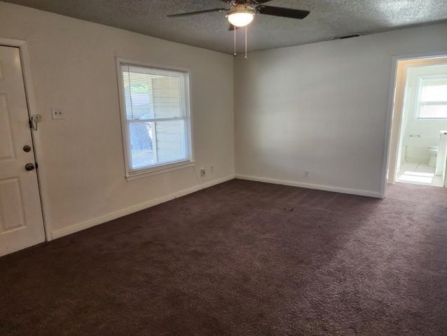 813 Choctaw Trace, Grand Prairie, TX 75051