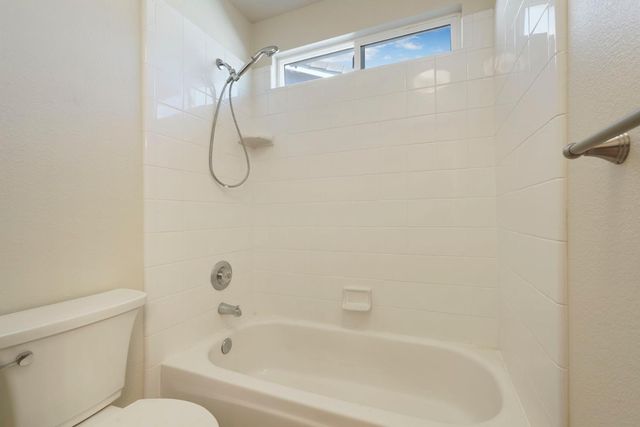 2664 Ponderosa Dr, Lodi, CA 95242