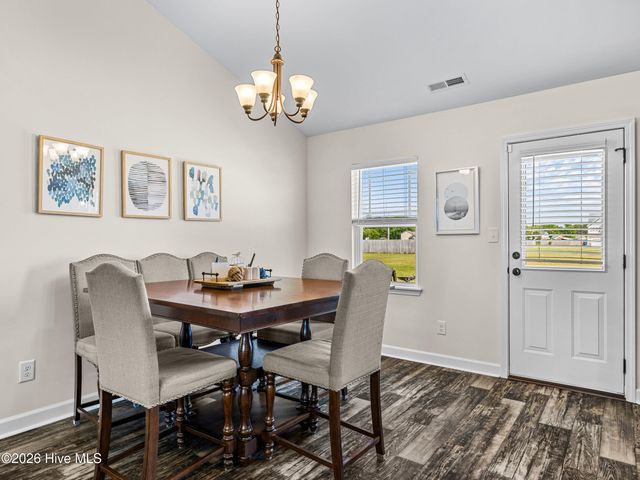 108 Woodwater Drive, Richlands, NC 28574