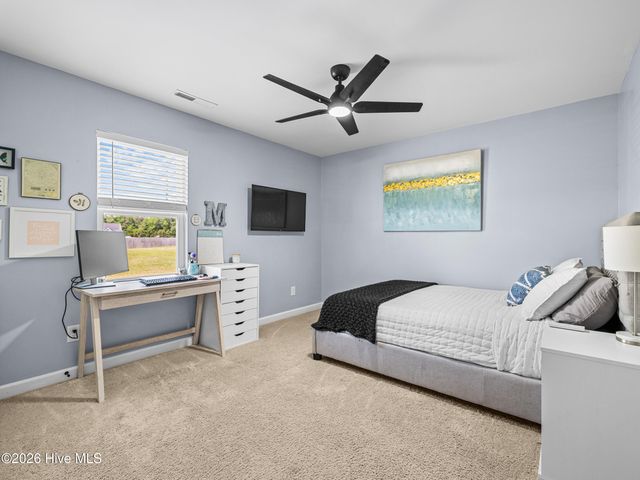 108 Woodwater Drive, Richlands, NC 28574