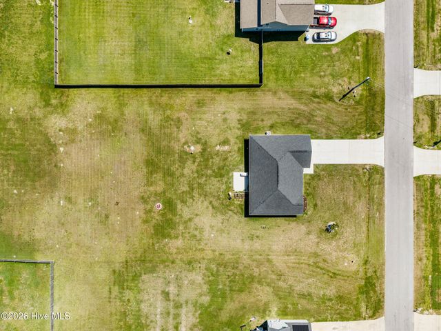 108 Woodwater Drive, Richlands, NC 28574