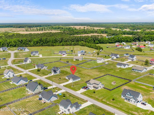 108 Woodwater Drive, Richlands, NC 28574