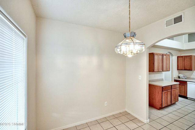 1004 Gilmer Way, Las Cruces, NM 88005