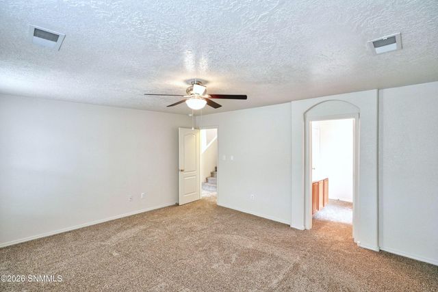 1004 Gilmer Way, Las Cruces, NM 88005