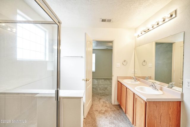 1004 Gilmer Way, Las Cruces, NM 88005