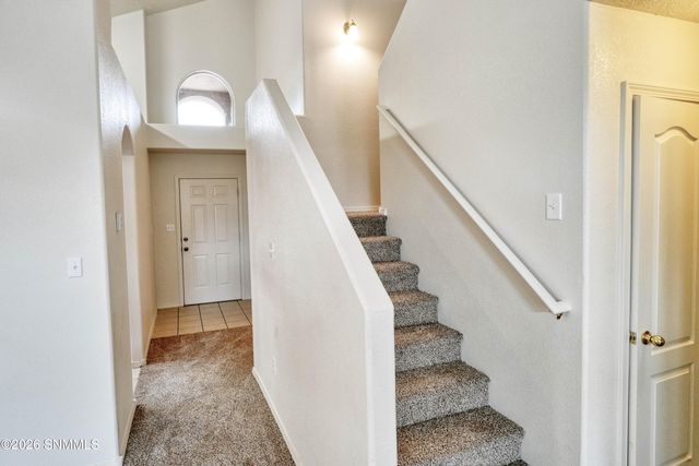 1004 Gilmer Way, Las Cruces, NM 88005