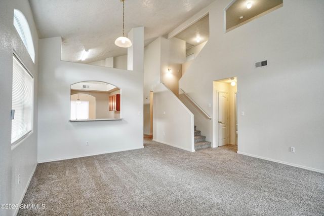 1004 Gilmer Way, Las Cruces, NM 88005