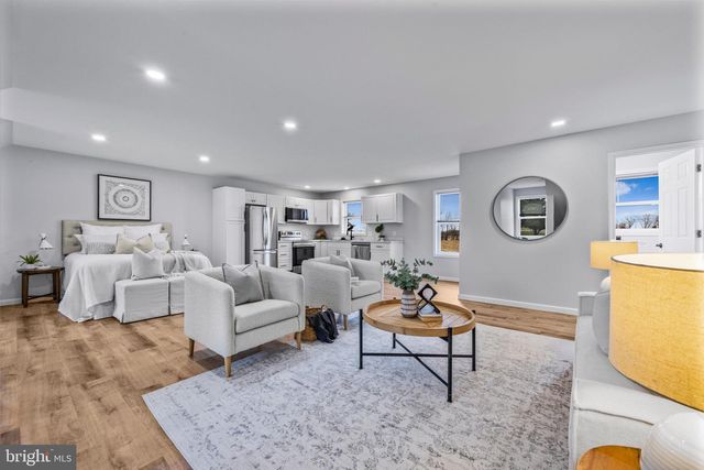 677 KELLER RD, New Freedom, PA 17349