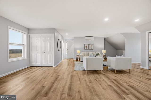677 KELLER RD, New Freedom, PA 17349