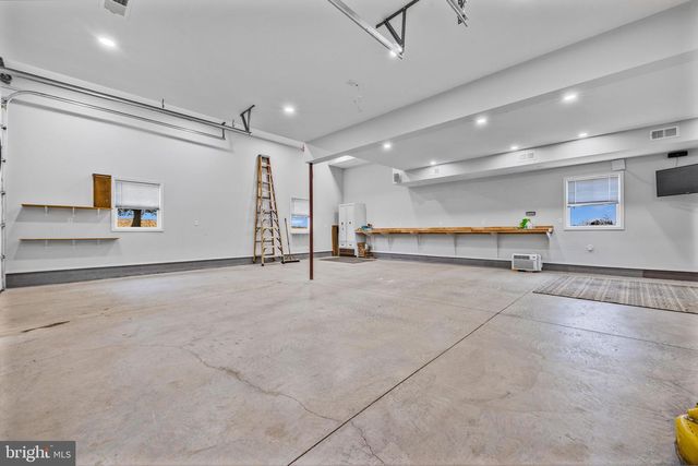 677 KELLER RD, New Freedom, PA 17349
