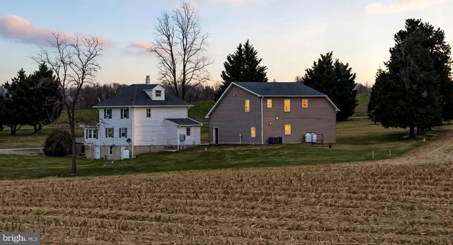 677 KELLER RD, New Freedom, PA 17349
