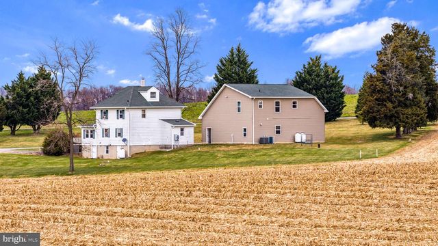 677 KELLER RD, New Freedom, PA 17349