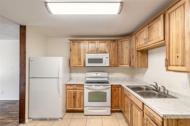 1584 VALENCIA AVENUE, Daytona Beach, FL 32117