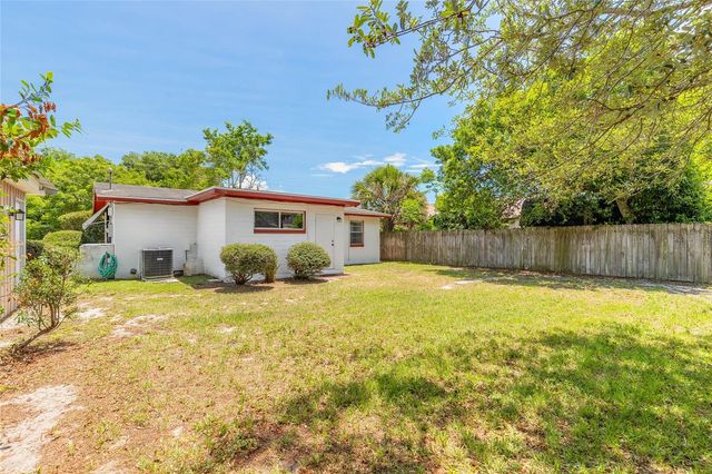 1584 VALENCIA AVENUE, Daytona Beach, FL 32117